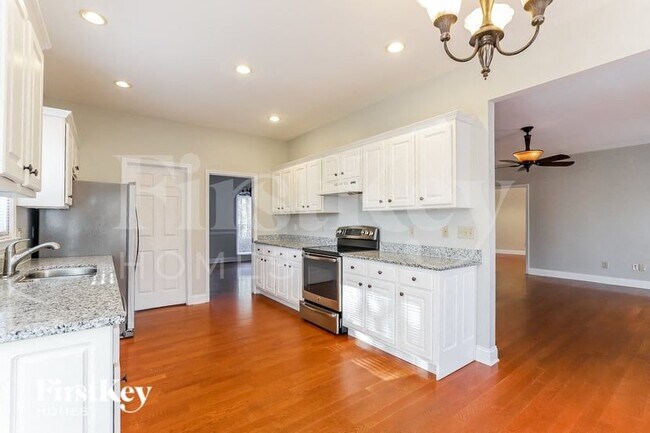 Foto del edificio - 5142 4th Colony Dr