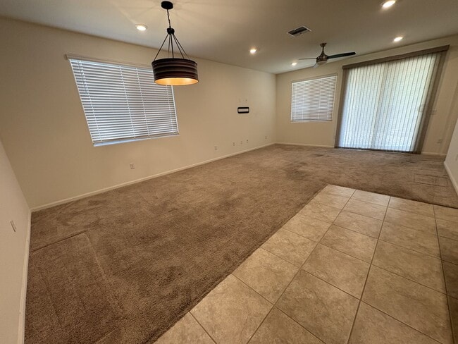 Building Photo - Four bedroom beauty in Star Valley
