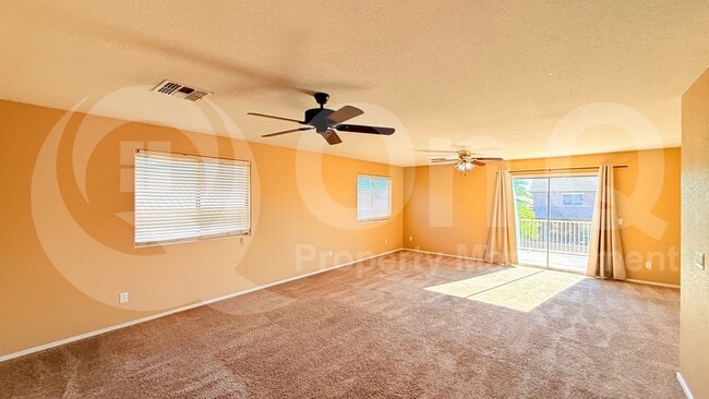 Building Photo - 1145 E Locust Dr