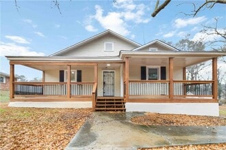 Building Photo - 2141 Fairburn Rd SW