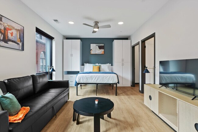 Foto del edificio - 423 E Michigan St