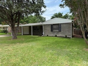 Building Photo - 4828 Harper Dr