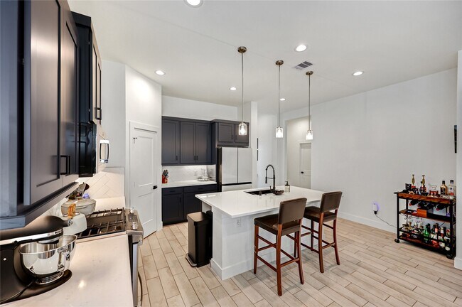 Foto del edificio - 13118 Hidden Vlg Ct