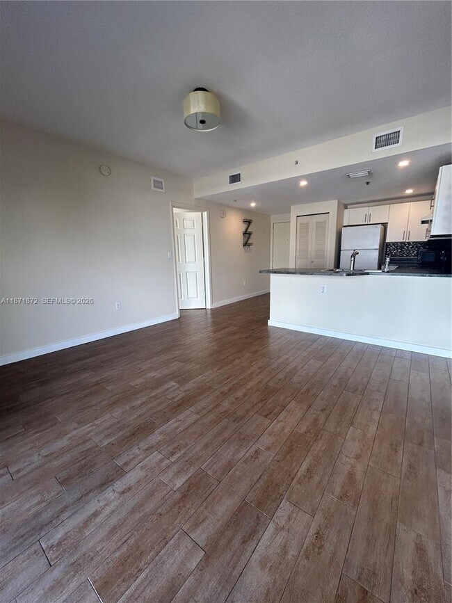 Foto del edificio - 3410 Coral Wy