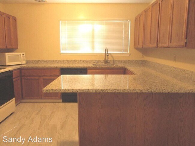 Building Photo - 3 br, 2 bath House - 2465 Stokes Street