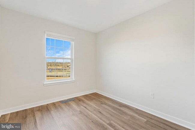 Foto del edificio - 7428 Fern Gully Way