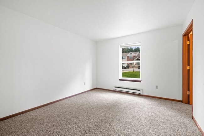 Building Photo - Weston Pines Apartments