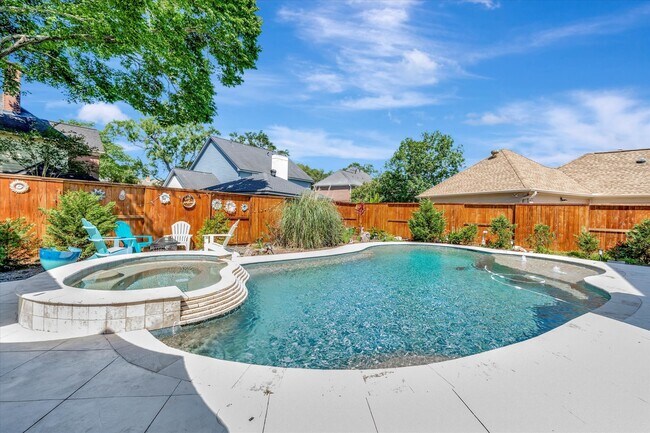 Foto del edificio - 14826 Sparkling Bay Ln