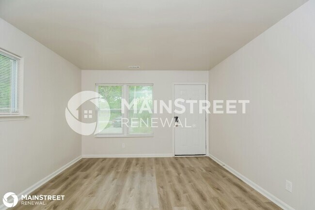 Foto del edificio - 213 Torain St, Hillsborough, NC 27278