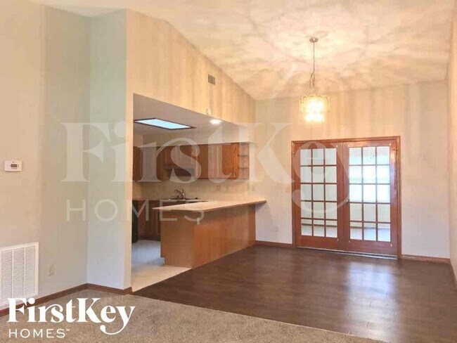 Foto del edificio - 742 Eunice St