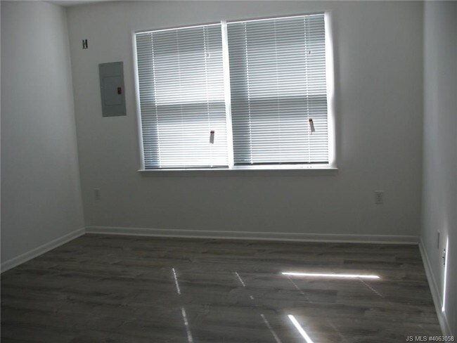 Building Photo - 116 Tavistock Dr