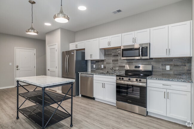 2BR, 2BA - 1,193SF - Kitchen - The Wayfarer in the Dale