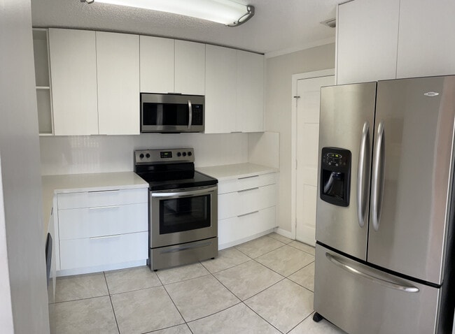 Building Photo - 11154 Neptune Dr