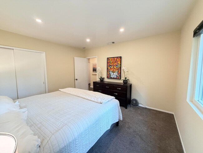 Foto del edificio - 25340 Marion Ridge Dr
