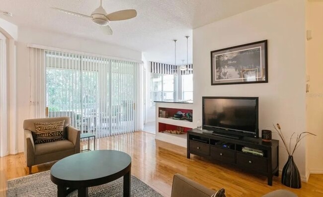 Building Photo - 7314 Meeting St