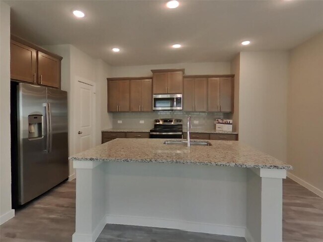 Building Photo - 1620 Mexican Heather Dr