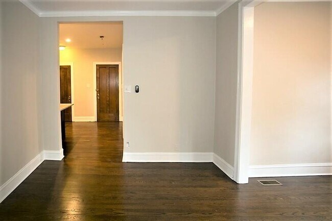 Foto del edificio - 2 bedroom in Chicago IL 60640