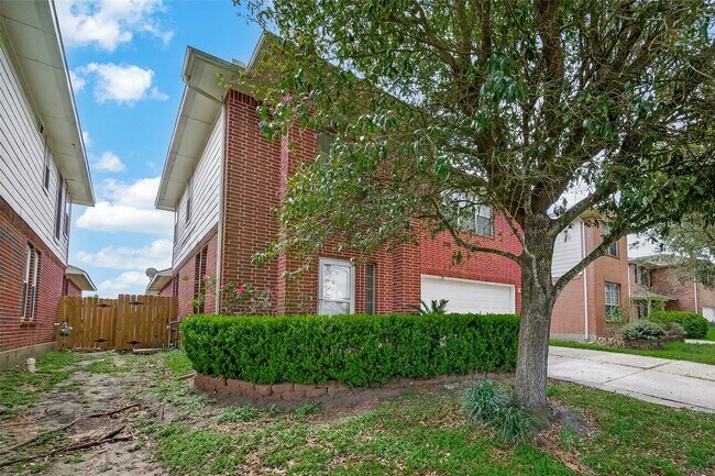 Foto del edificio - 13915 Maleewan Ln