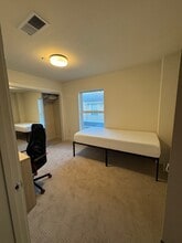 Building Photo - 179 Cahill Park Dr
