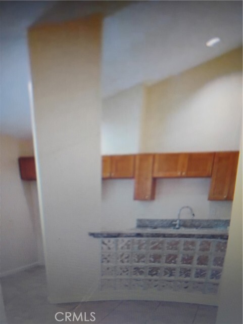 Building Photo - 271 Park Ave
