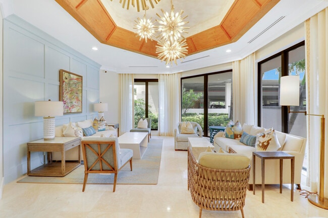 Foto del edificio - 3322 Casseekey Island Rd