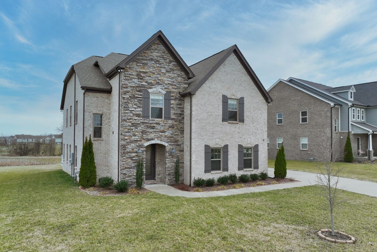 Foto principal - **LIKE-NEW, 2021-BUILT WILLIAMSON COUNTY H...