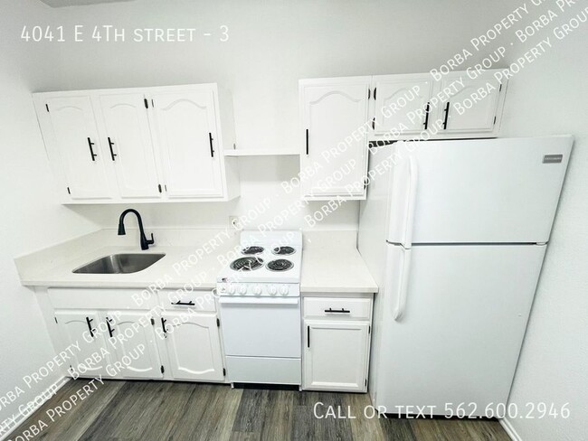 Foto del edificio - ** CHARMING 1 BED/1 BATH WITH PARKING INCL...