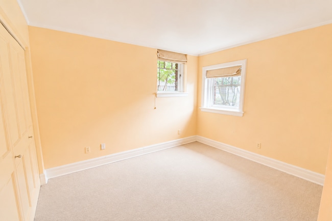 Building Photo - 1Bd/1Ba Seattle Condo