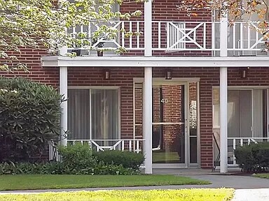 Building Photo - 40 Bayberry Dr