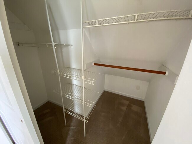 Foto del edificio - 57 Homestead Ave