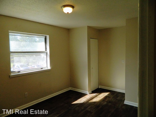 Building Photo - 2 br, 1 bath House - 1297 44th St N