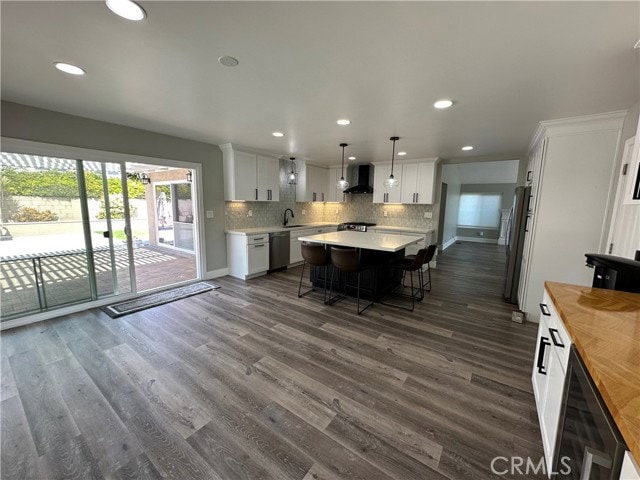 Building Photo - 936 Jasmine Cir