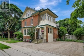 Building Photo - 67 Moore Ave