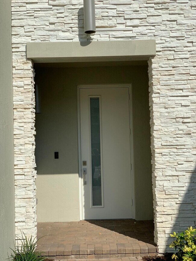 Foto del edificio - 8959 Kingsmoor Way