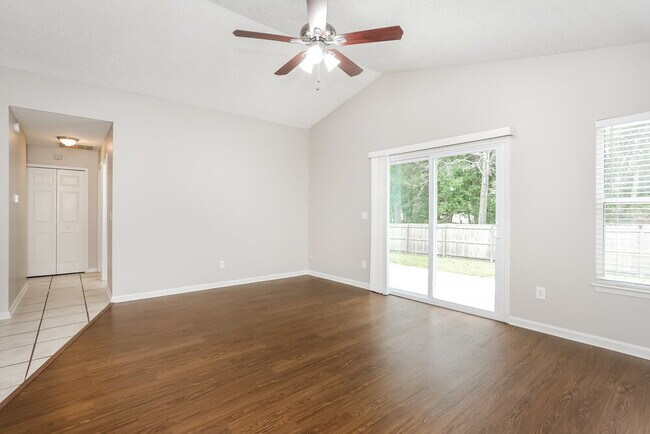 Building Photo - 7859 Collins Ridge Blvd E