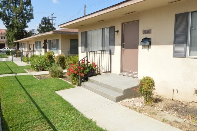 Building Photo - 2 bedroom 1 bath in the city of Rosemead