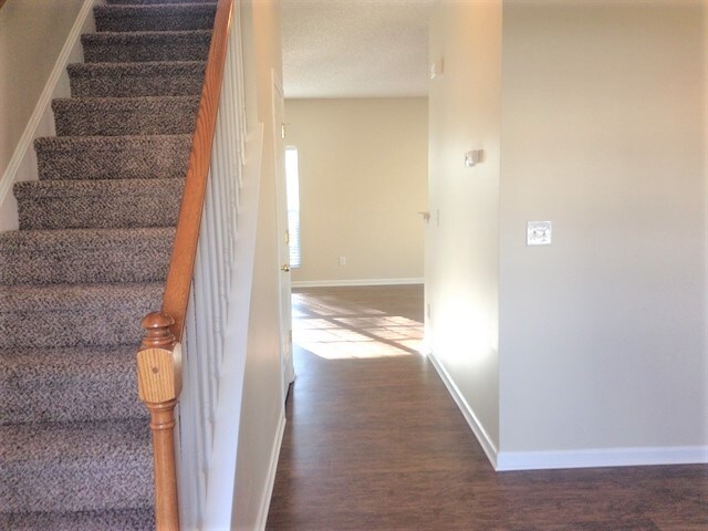 Building Photo - 4080 Catawba Creek Dr