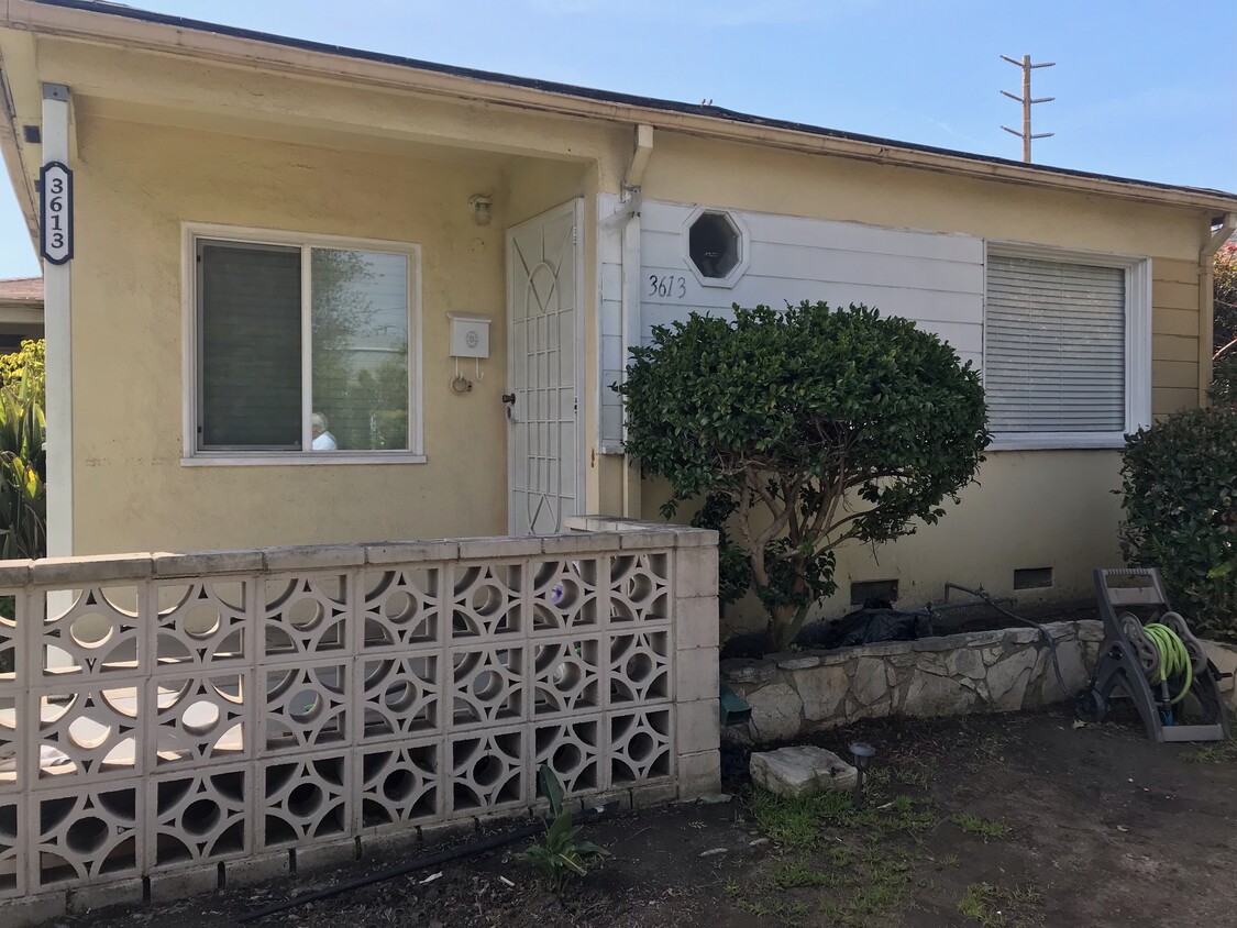 Front of the House - 3613 Beethoven St
