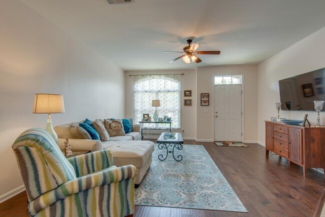 Photo - 2022 Traemoor Village Dr Townhome