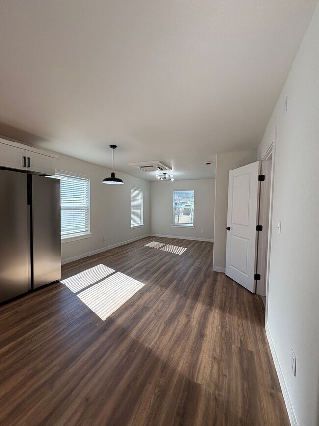 Building Photo - New Construction 3-bedroom, 2-bathroom tow...