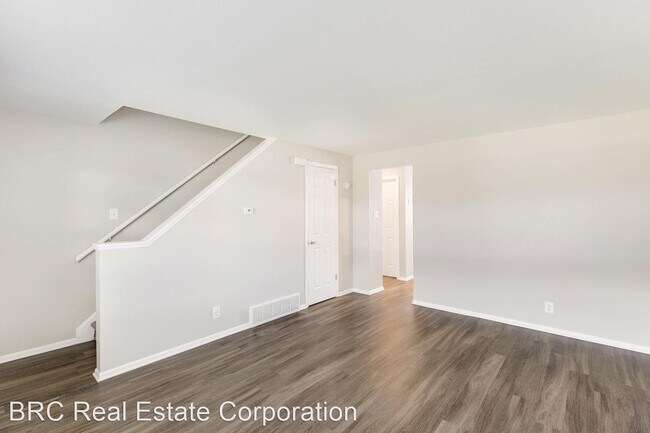 Foto del edificio - 2 br, 1.5 bath Apartment - 2655 Depew Street