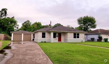 Building Photo - 4139 De Leon St