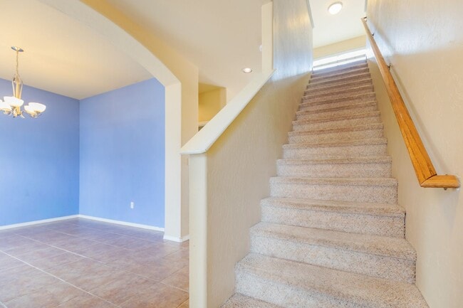 Foto del edificio - Beautiful Two Story House