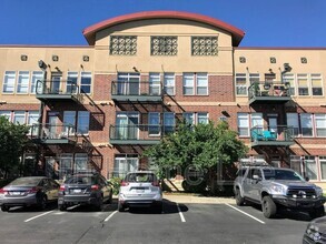 Building Photo - 10184 Park Meadows Dr