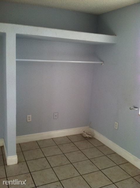 Foto del edificio - 7002 Muck Pond Rd
