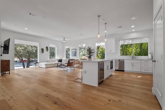 Building Photo - 2222 Moser Ave