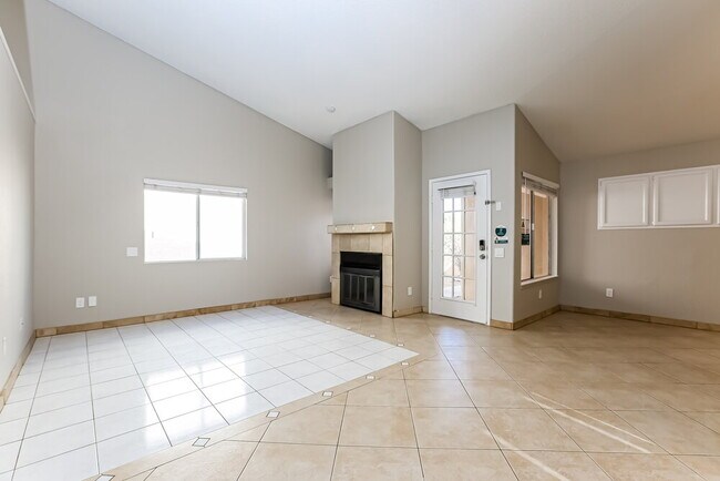 Foto del edificio - 4327 E Contessa St