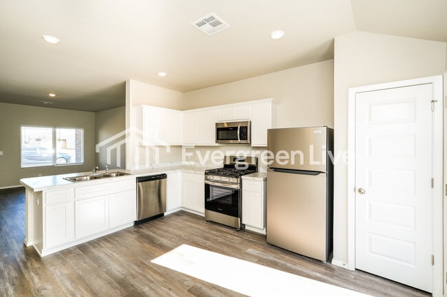 Foto del edificio - 10174 E Biswell Ln