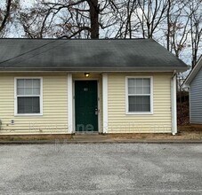 Building Photo - 1375 Thompsonville Ln
