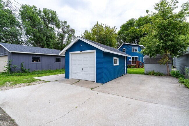 Foto del edificio - Recently Updated Single Family Home Available